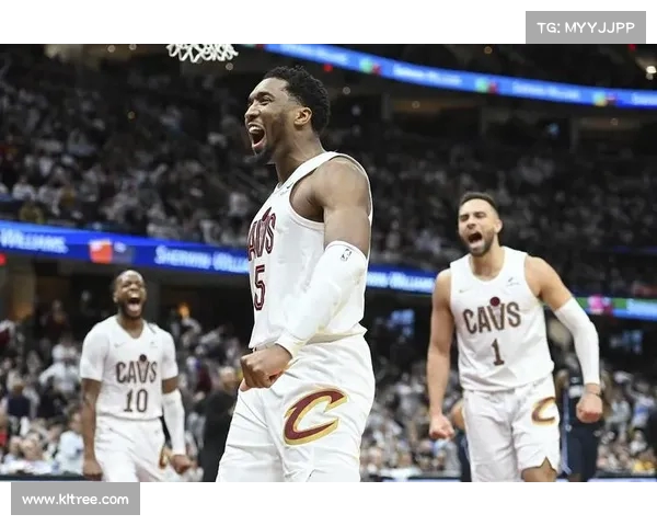 NBA球迷文化的演变与影响探析:从草根到全球化的热潮 NBA球迷文化的演变与影响探析:从草根到全球化的热潮